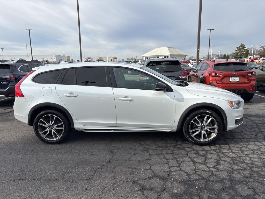 used 2015 Volvo V60 Cross Country car, priced at $10,500
