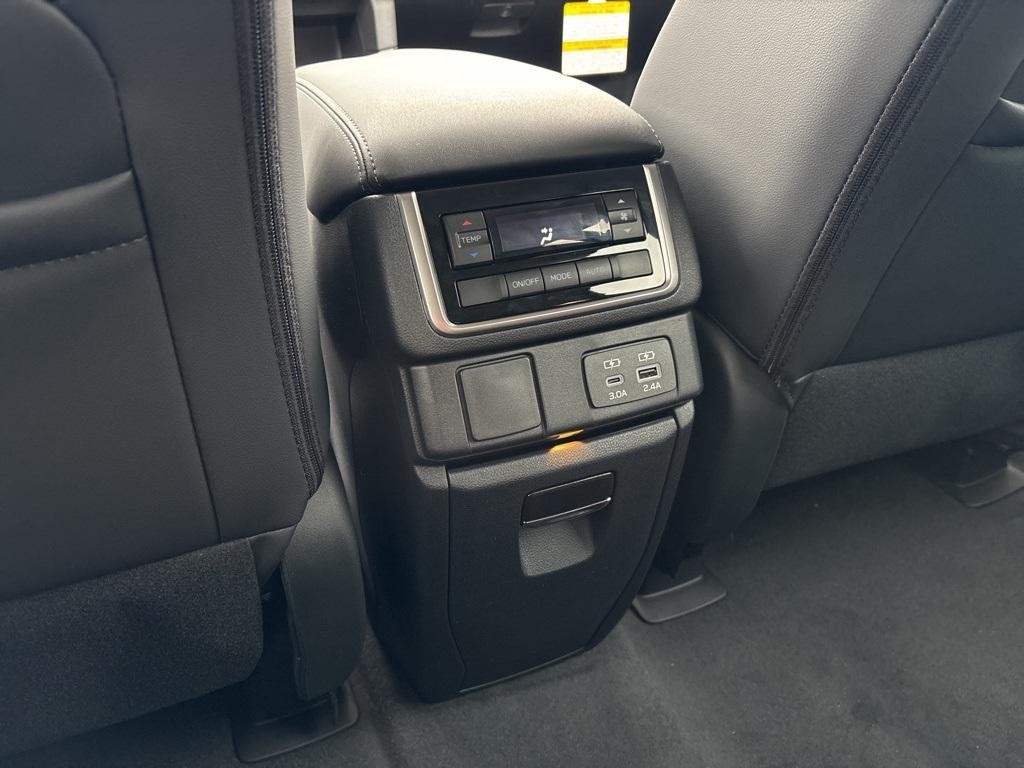 new 2026 Subaru Ascent car, priced at $40,699