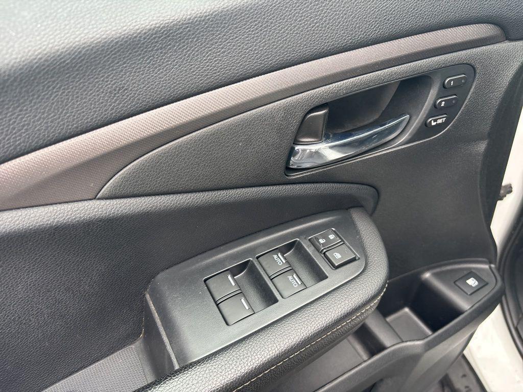 used 2022 Honda Ridgeline car, priced at $27,448