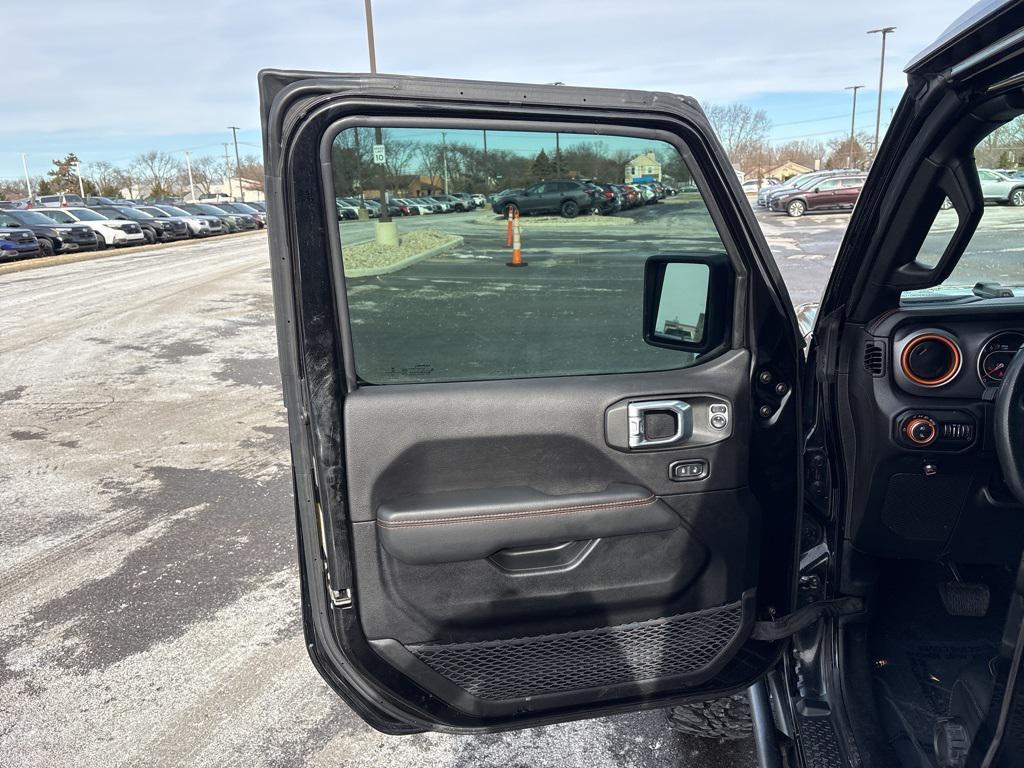 used 2022 Jeep Gladiator car, priced at $39,000