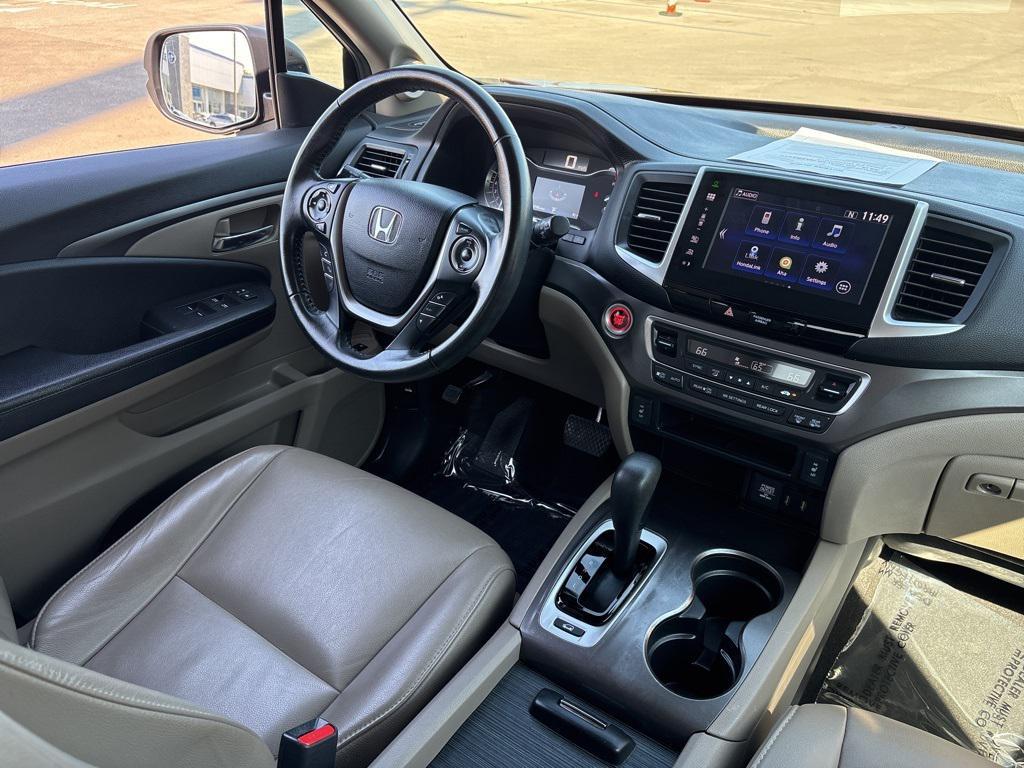 2016 Purple Honda Pilot
