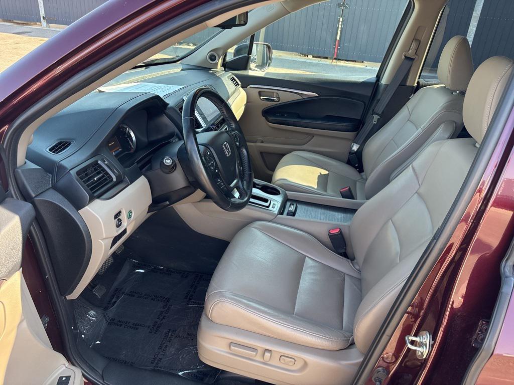 2016 Purple Honda Pilot
