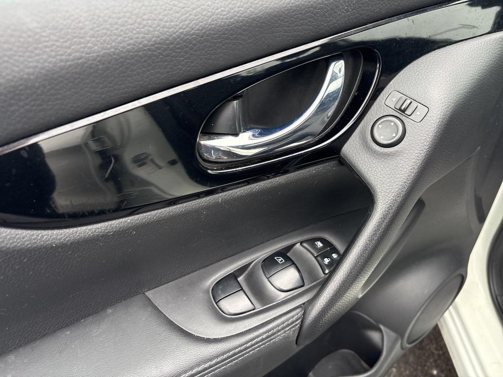 used 2017 Nissan Rogue Sport car, priced at $11,548