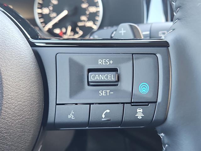 new 2025 Nissan Pathfinder car, priced at $42,427