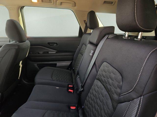 new 2025 Nissan Pathfinder car, priced at $38,945