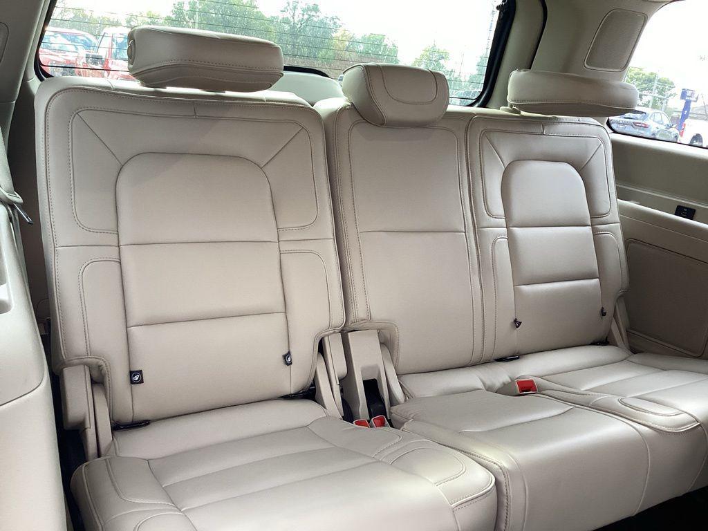 used 2019 Lincoln Navigator car, priced at $32,699