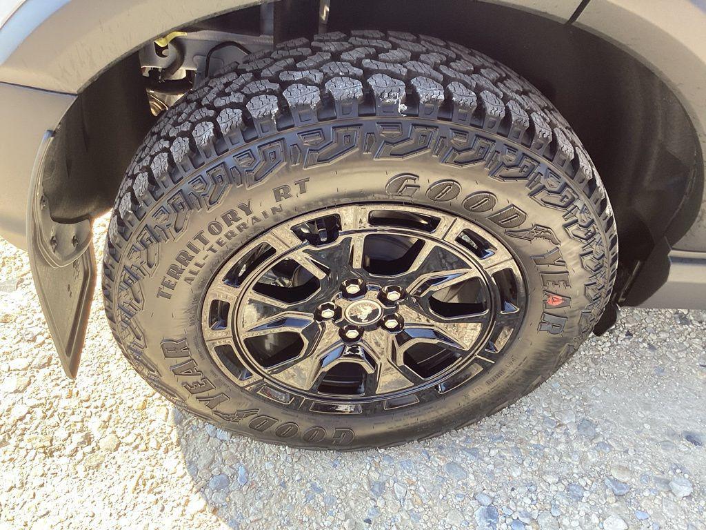 new 2025 Ford Bronco Sport car, priced at $41,598