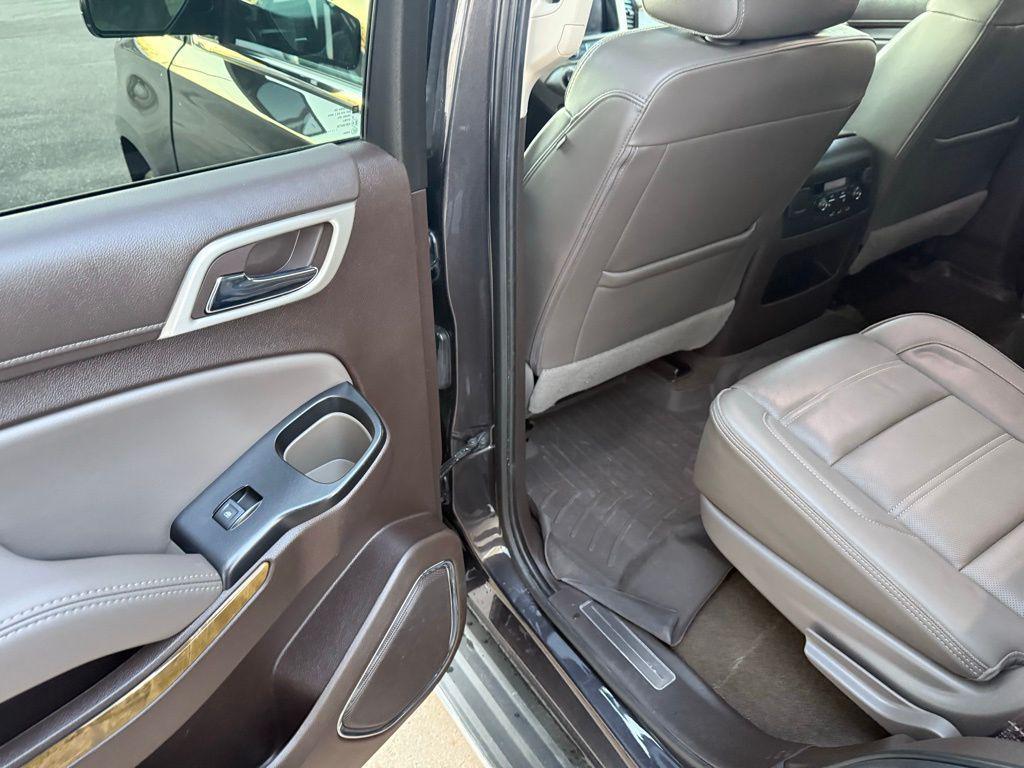 used 2017 GMC Yukon car, priced at $25,995