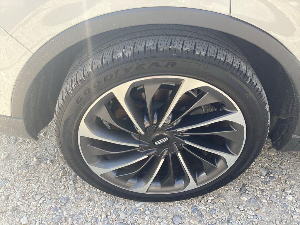 used 2020 Lincoln Aviator car, priced at $27,879