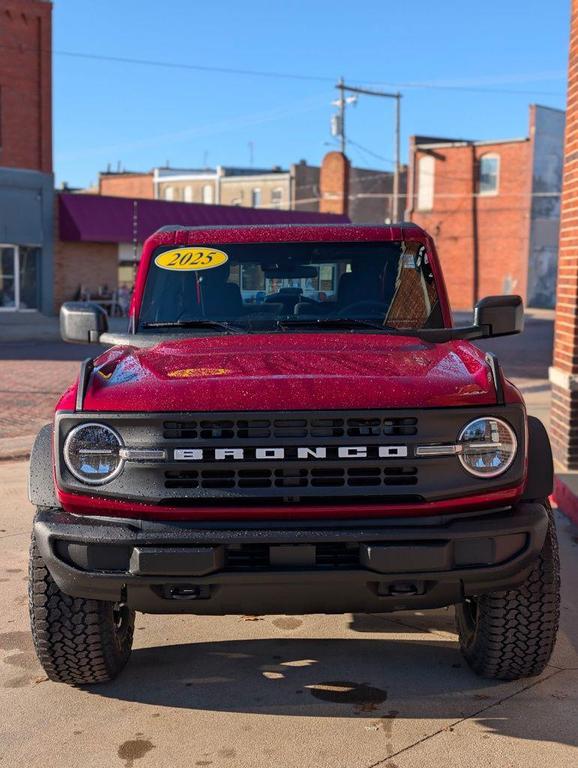 new 2025 Ford Bronco car, priced at $47,761