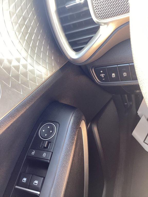 used 2024 Kia Soul car, priced at $15,998