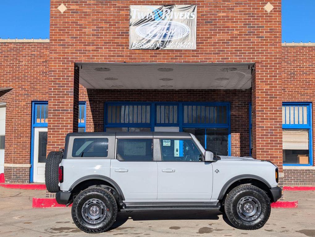 new 2025 Ford Bronco car, priced at $53,386