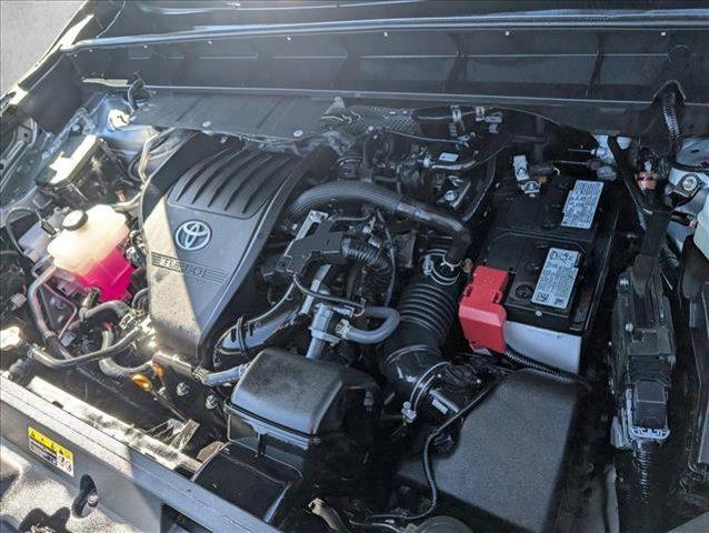 used 2025 Toyota Highlander car, priced at $35,481