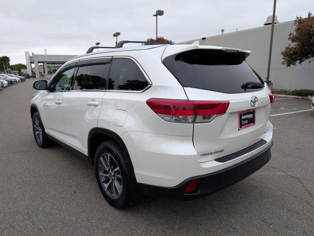 used 2019 Toyota Highlander car, priced at $26,287