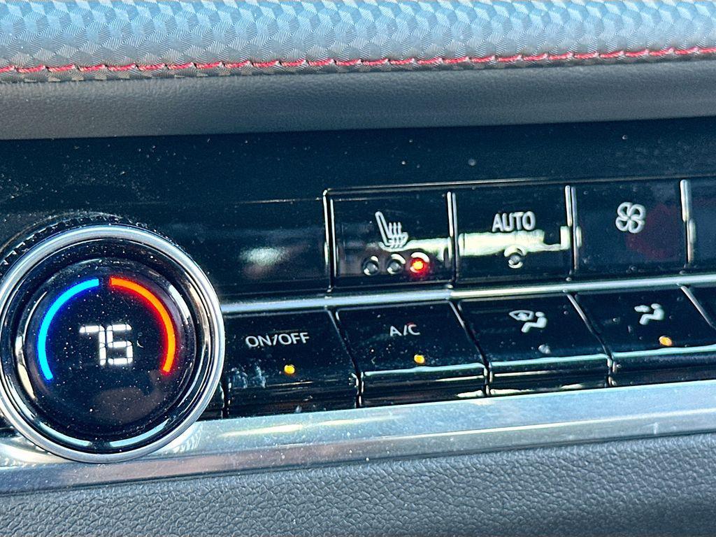 used 2025 Chevrolet Equinox car, priced at $28,750