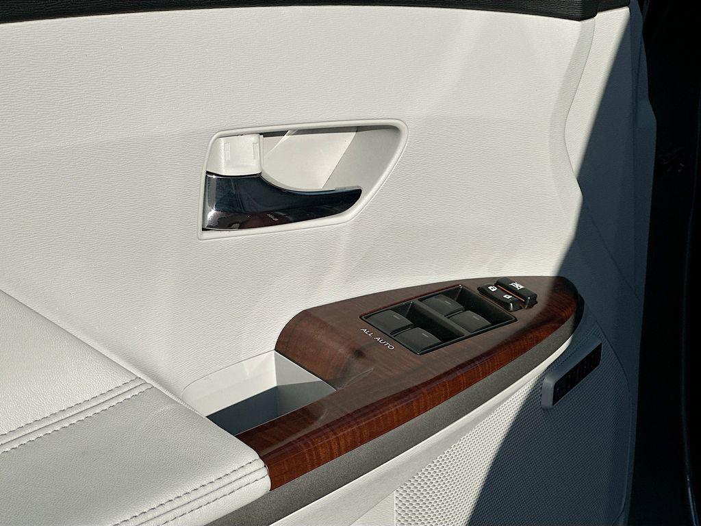 used 2012 Toyota Venza car, priced at $10,951