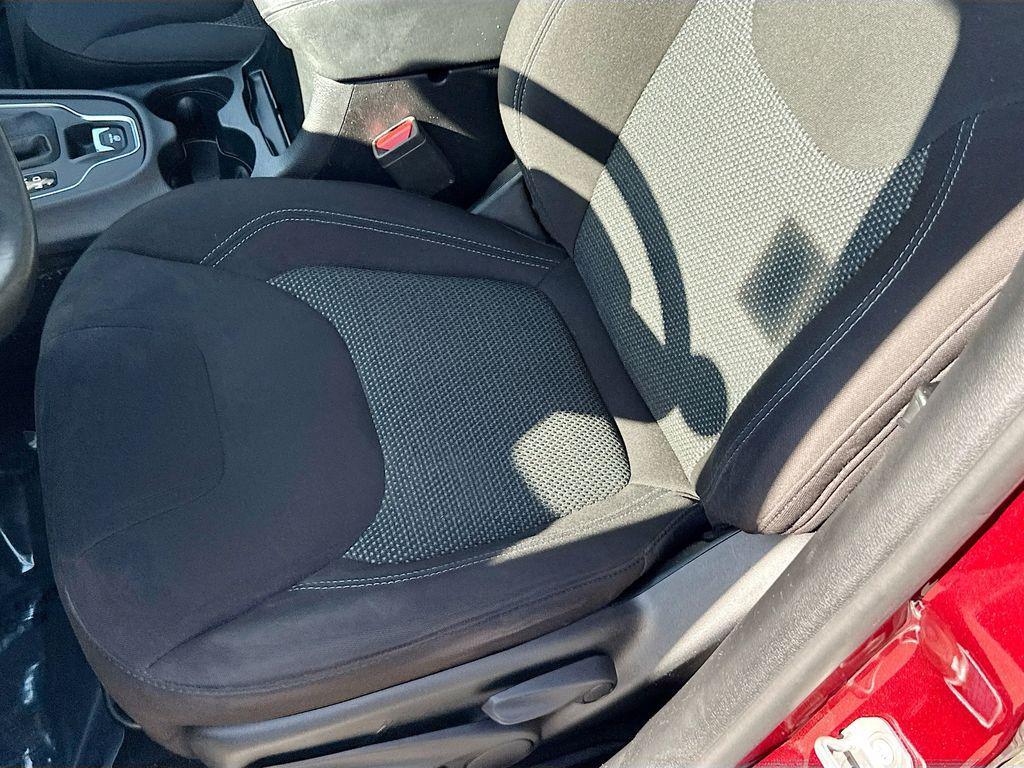 used 2020 Jeep Cherokee car, priced at $18,750