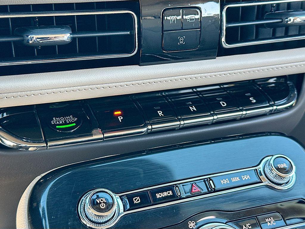 used 2023 Lincoln Nautilus car, priced at $27,250