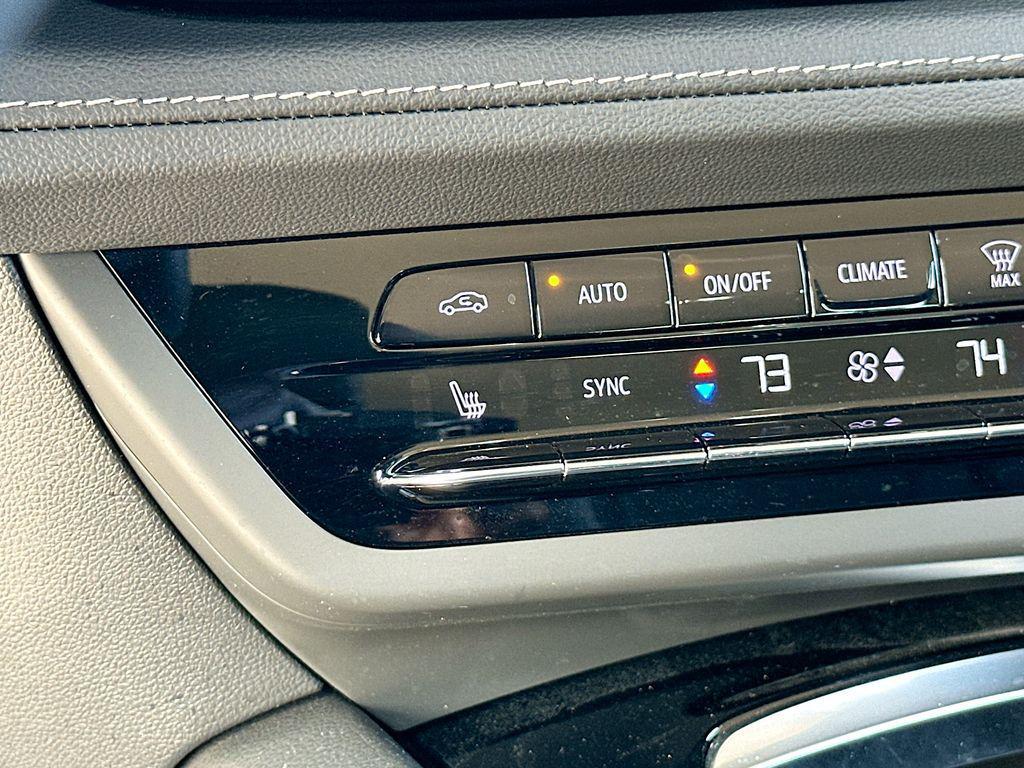 used 2023 Buick Envision car, priced at $23,750