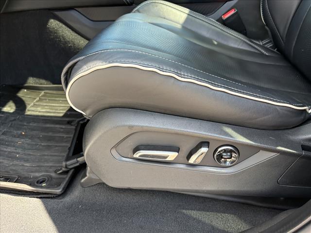 used 2023 Acura MDX car, priced at $37,660