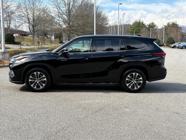 used 2021 Toyota Highlander Hybrid car, priced at $22,595