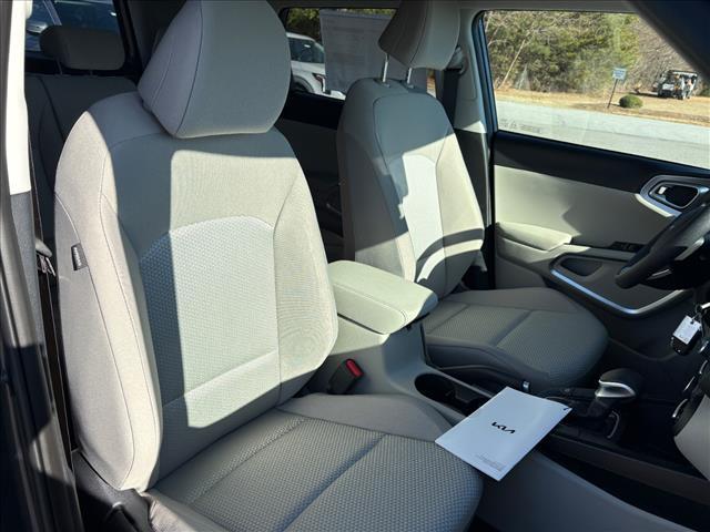 new 2025 Kia Soul car, priced at $22,020