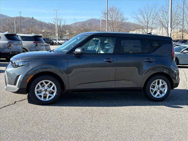 new 2025 Kia Soul car, priced at $22,020
