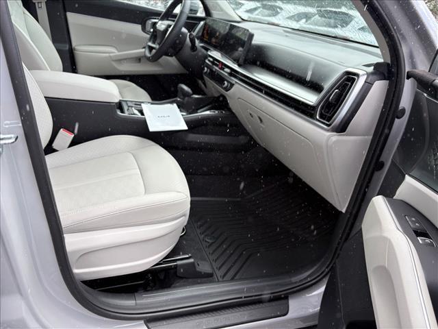 new 2026 Kia Sorento car, priced at $38,569