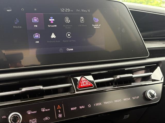 new 2025 Kia Niro car, priced at $28,364