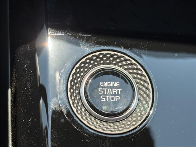 new 2025 Kia Niro car, priced at $27,315