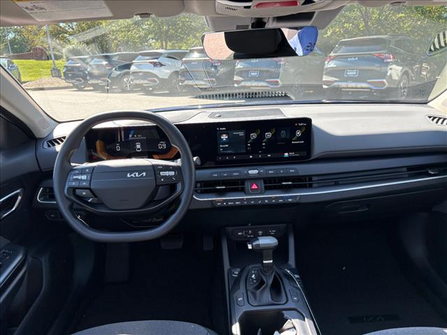 new 2025 Kia K4 car, priced at $24,725