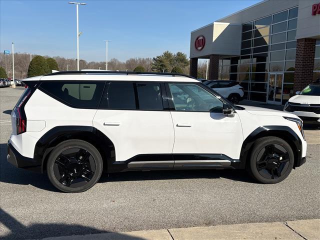 new 2026 Kia EV9 car, priced at $62,539