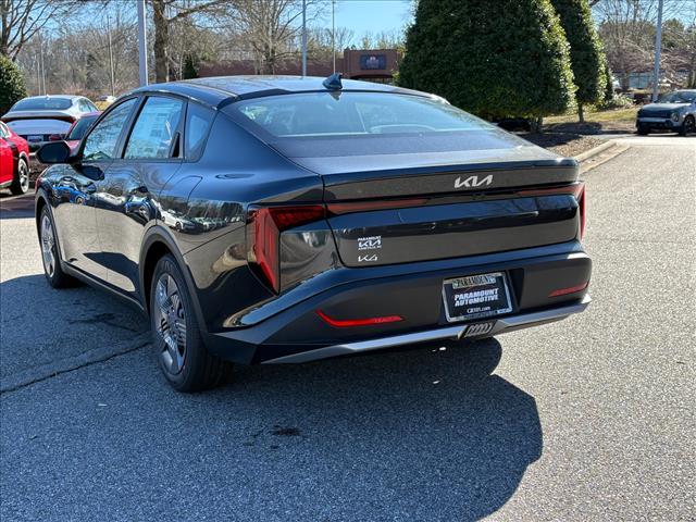 new 2025 Kia K4 car, priced at $22,487