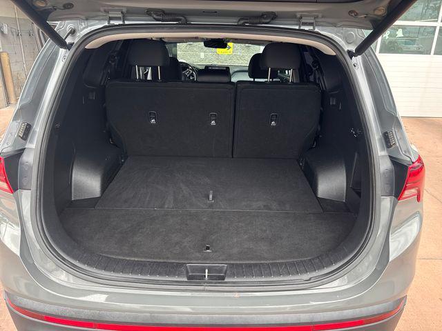 used 2022 Hyundai Santa Fe car, priced at $15,479
