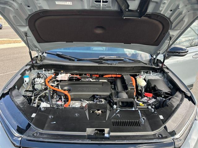 used 2025 Honda CR-V Hybrid car, priced at $33,990