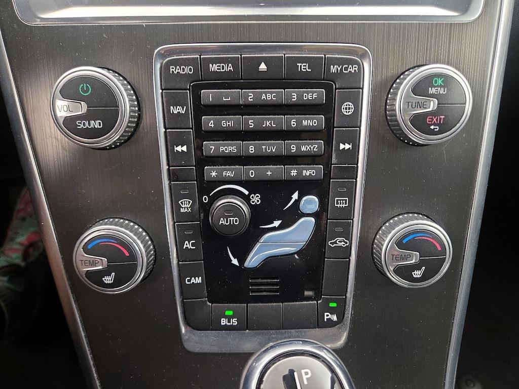 used 2015 Volvo XC60 car, priced at $14,599