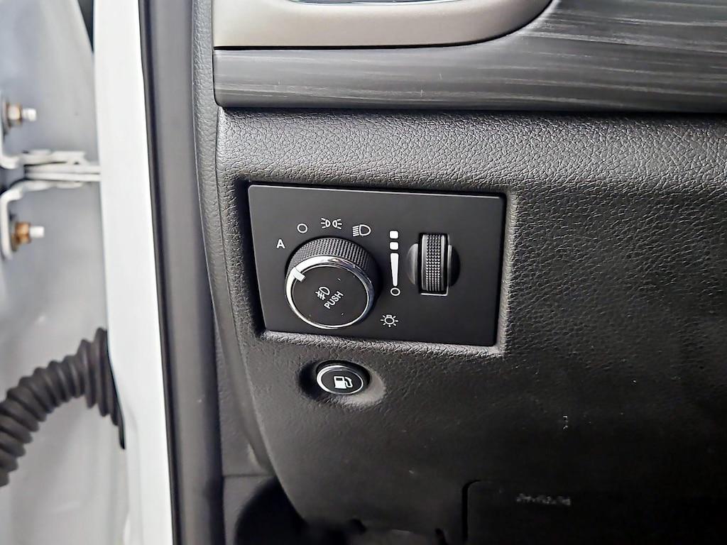 used 2021 Jeep Grand Cherokee car, priced at $21,998