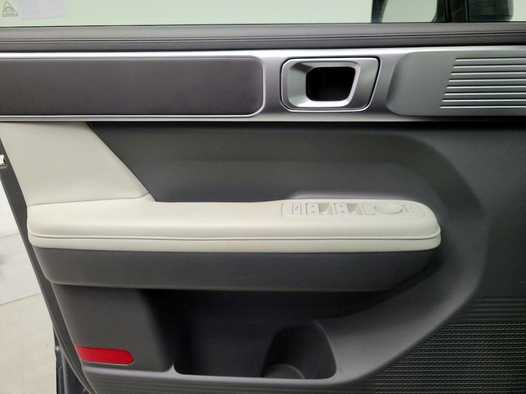 used 2025 Hyundai Santa Fe car, priced at $30,998