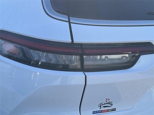 new 2025 Jeep Grand Cherokee L car, priced at $58,583