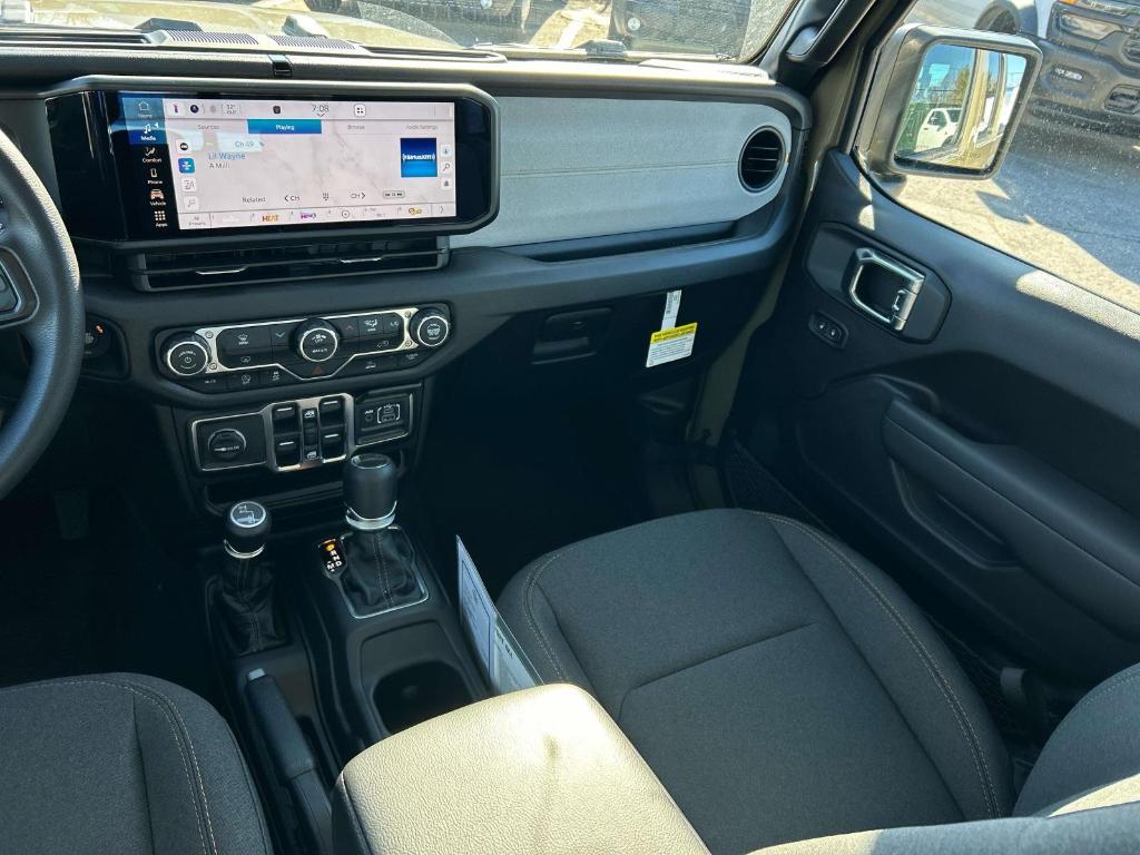 new 2026 Jeep Gladiator car, priced at $42,773