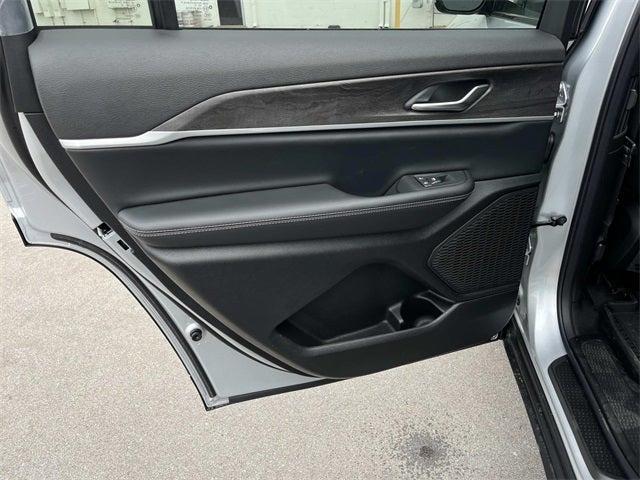 new 2025 Jeep Grand Cherokee L car, priced at $47,000