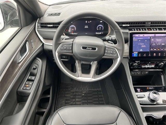 new 2025 Jeep Grand Cherokee L car, priced at $47,000