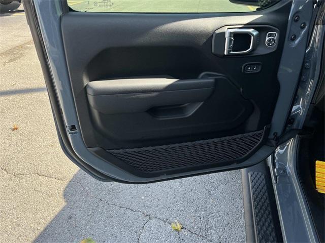 new 2026 Jeep Gladiator car, priced at $59,531