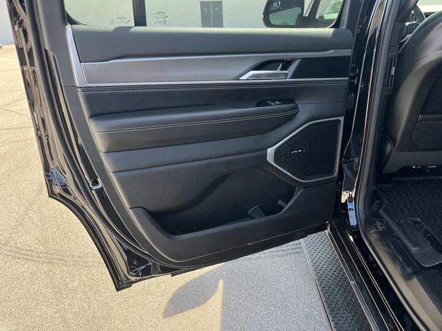 new 2026 Jeep Grand Wagoneer car, priced at $70,631