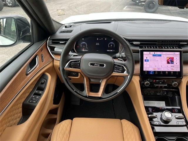 new 2025 Jeep Grand Cherokee car, priced at $62,089