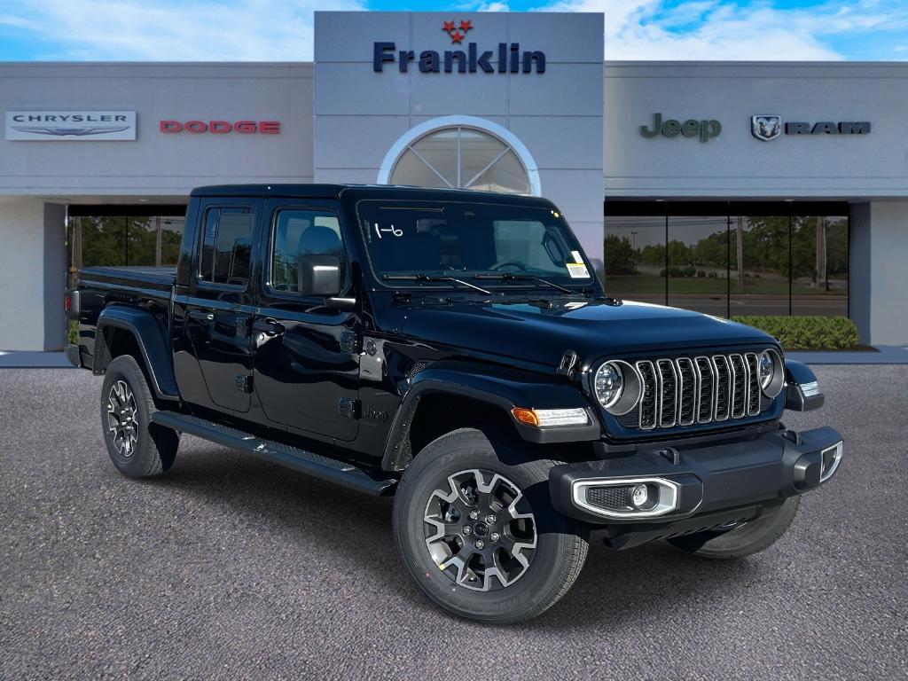 new 2026 Jeep Gladiator car, priced at $48,533