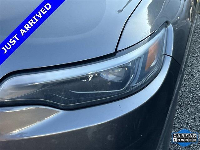 used 2021 Jeep Cherokee car, priced at $19,990