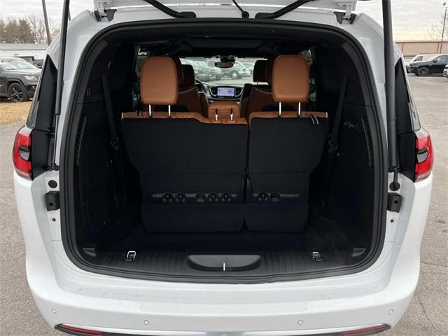 new 2026 Chrysler Pacifica car, priced at $52,342