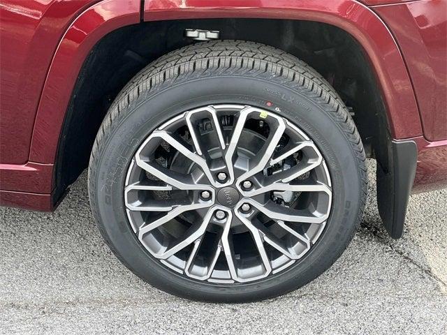 new 2025 Jeep Grand Cherokee L car, priced at $64,512