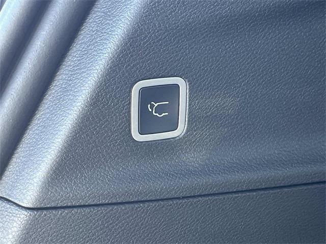 new 2026 Chrysler Pacifica car, priced at $42,029